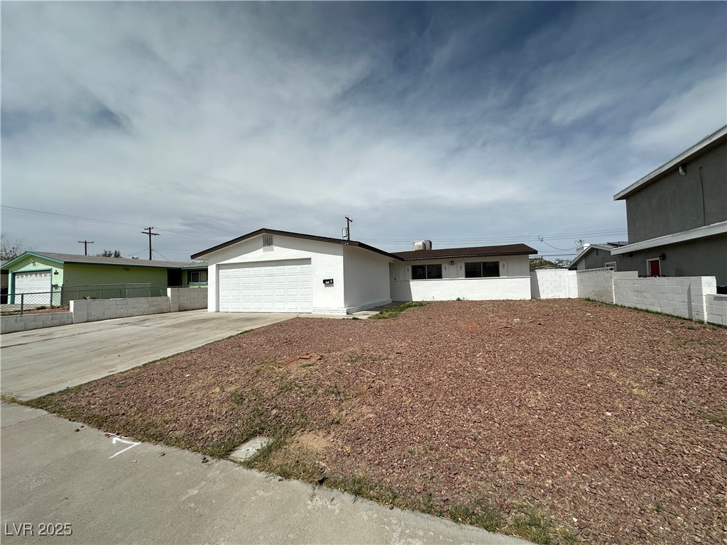 5324 Holmby Avenue Property Photo
