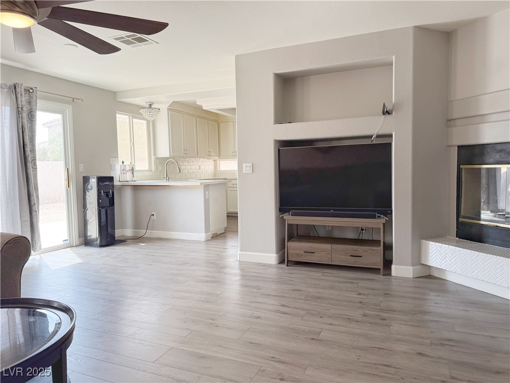 9509 Arrowhead Falls Court Property Photo 24
