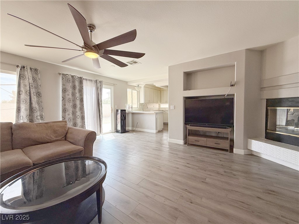 9509 Arrowhead Falls Court Property Photo 25