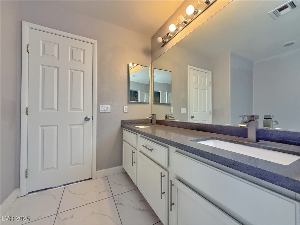 9509 Arrowhead Falls Court Property Photo 48