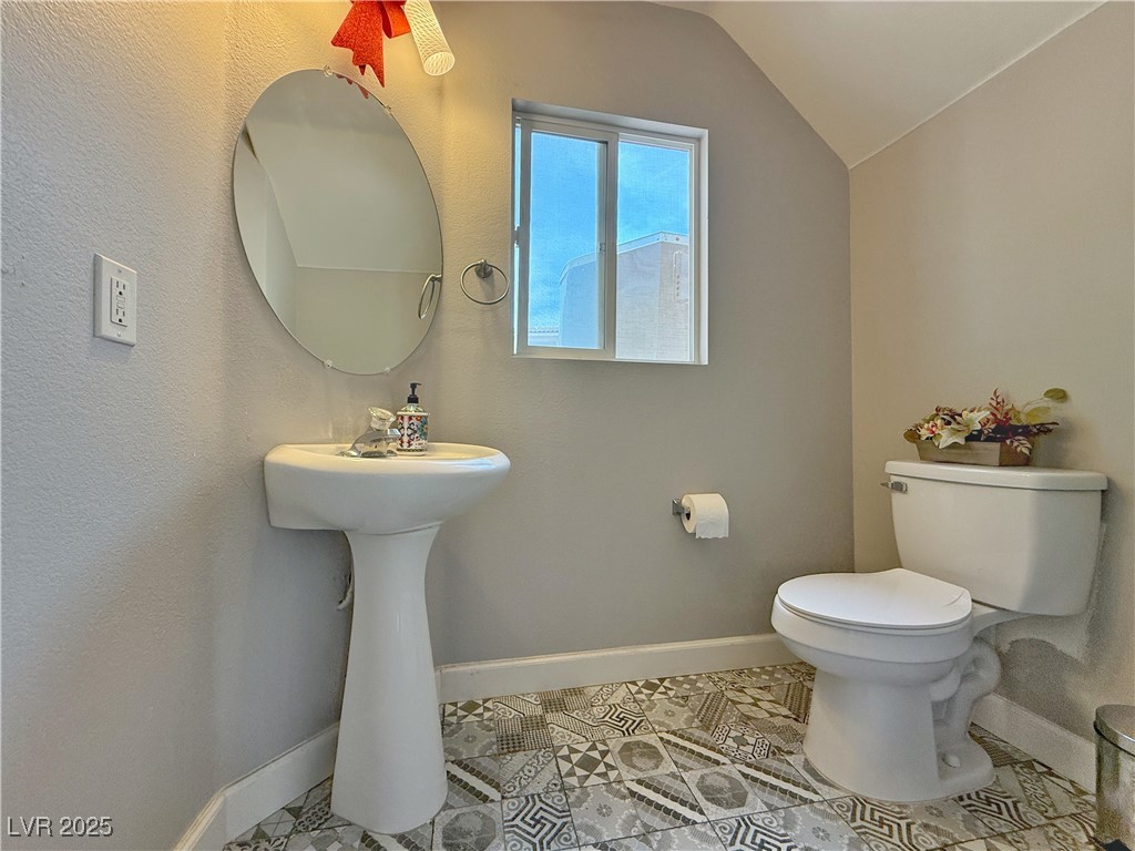 9509 Arrowhead Falls Court Property Photo 53
