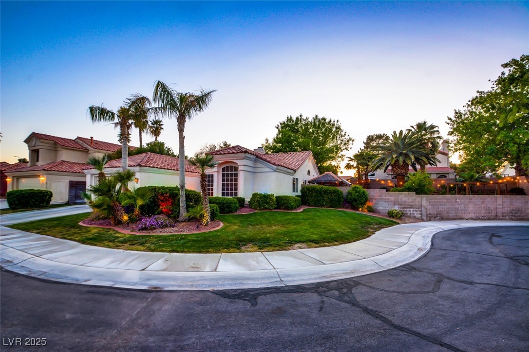 4517 Inez Drive Property Photo 4
