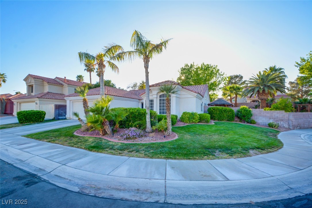 4517 Inez Drive Property Photo 5