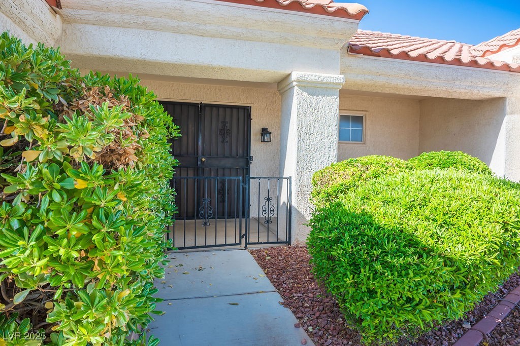 8813 Sundial Drive Property Photo 2