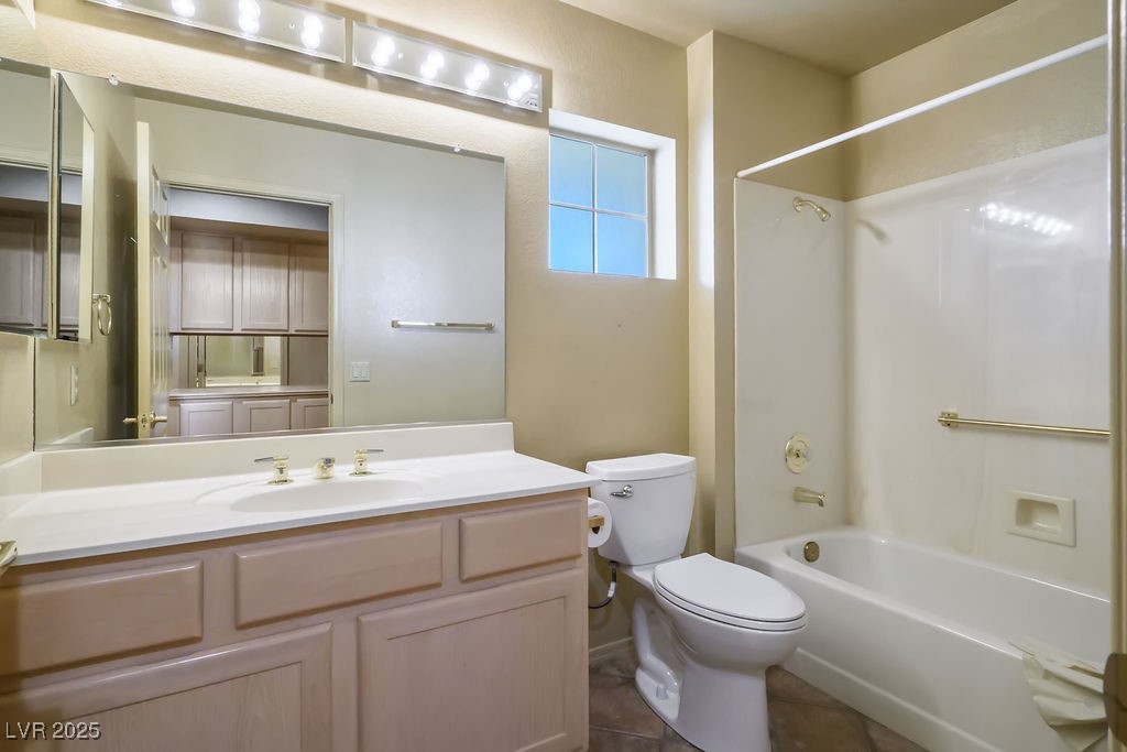 8813 Sundial Drive Property Photo 21