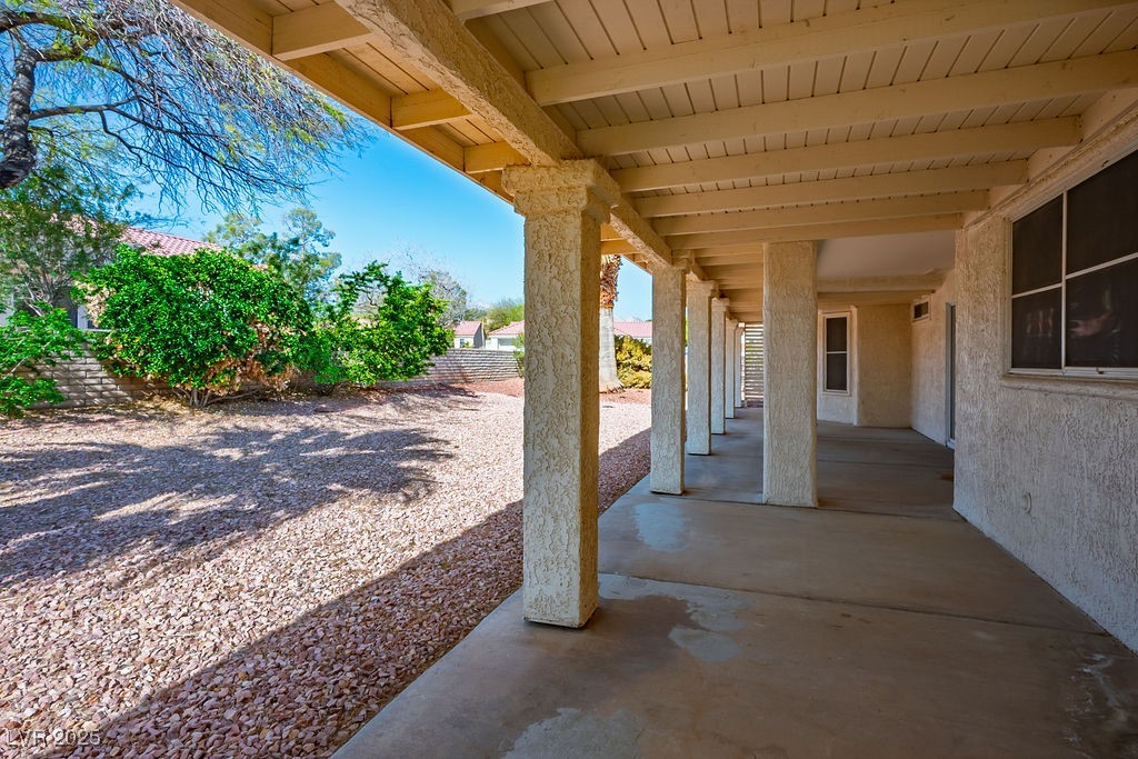 8813 Sundial Drive Property Photo 24