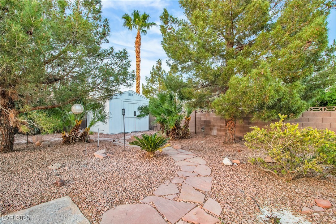 3334 West Mardon Avenue Property Photo 49