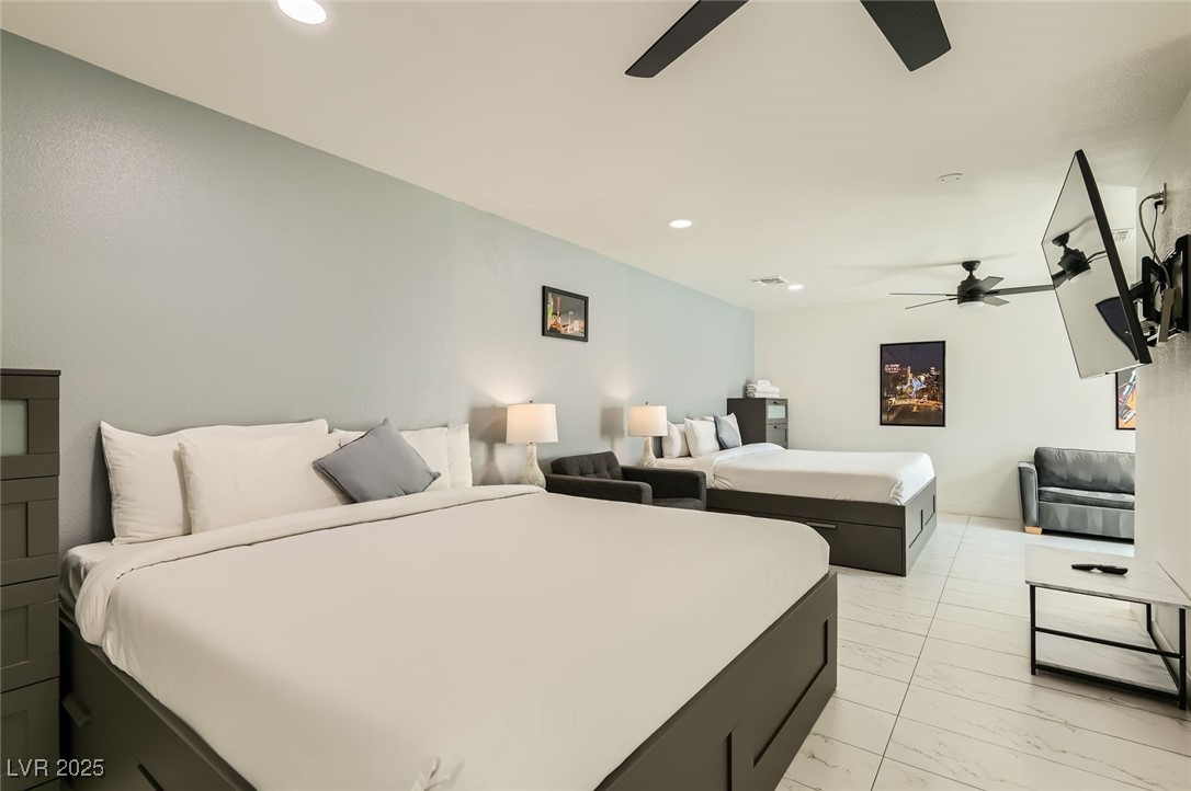 2520 Castlesands Way Property Photo 34