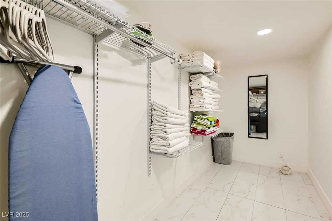2520 Castlesands Way Property Photo 39