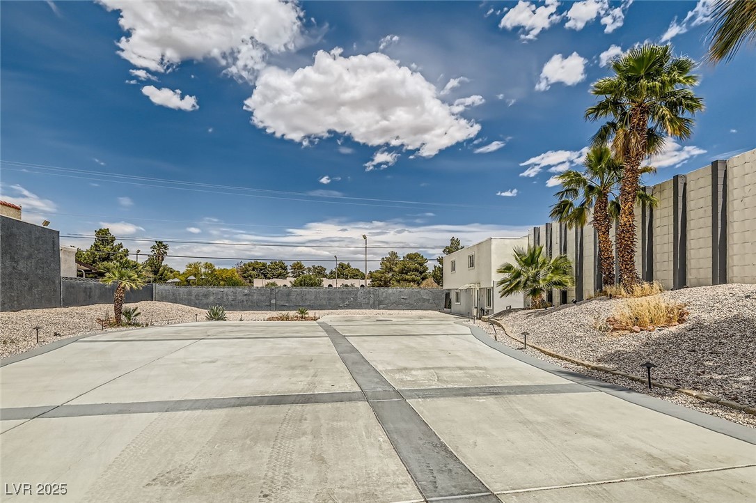 2520 Castlesands Way Property Photo 59