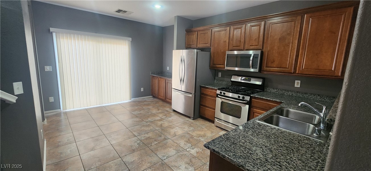 6120 Crow Butte Court Property Photo 5