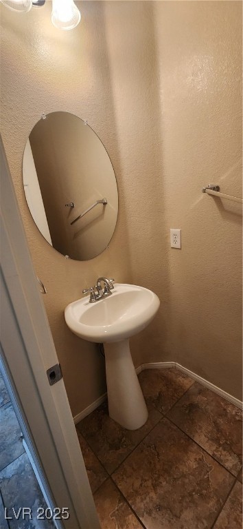 6120 Crow Butte Court Property Photo 6