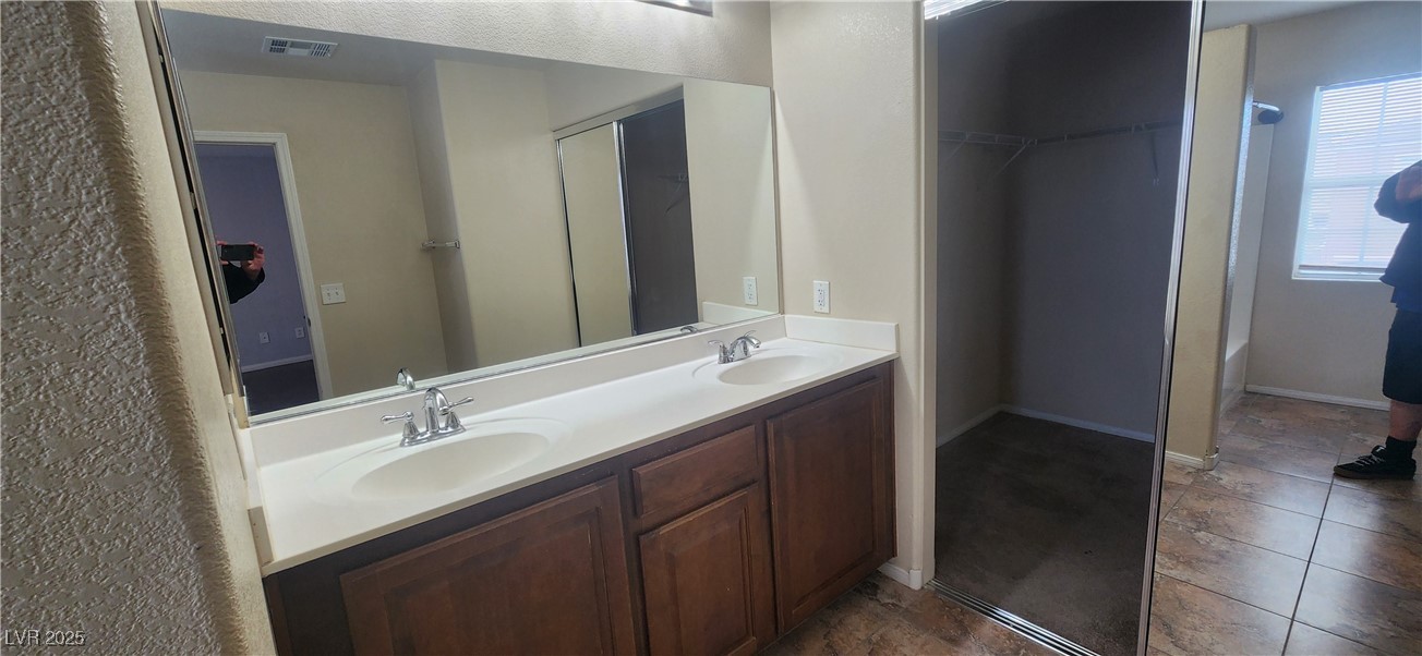 6120 Crow Butte Court Property Photo 13