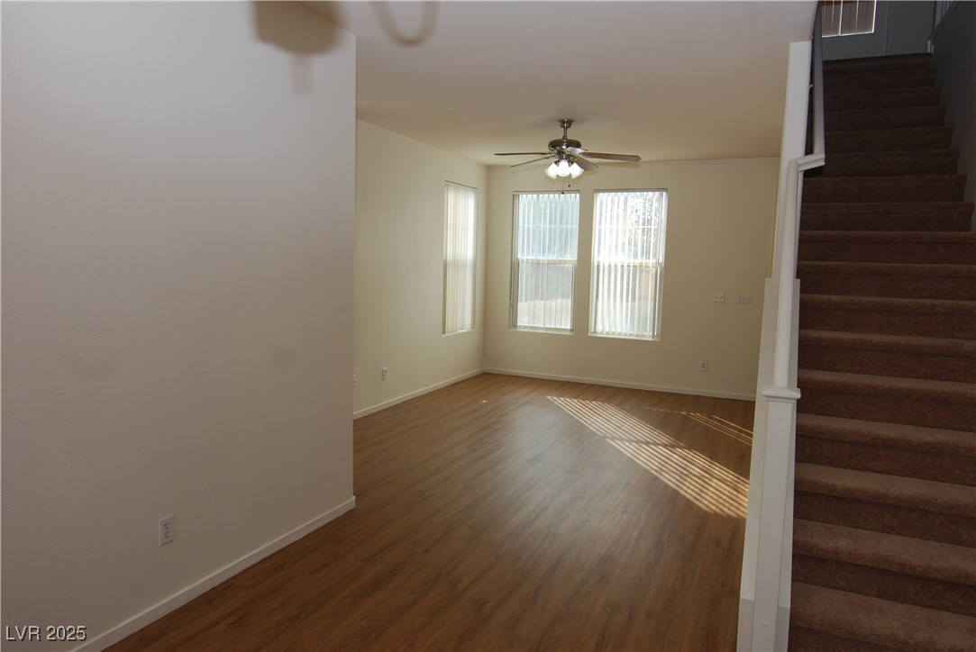 2520 Living Rock Street Property Photo 3