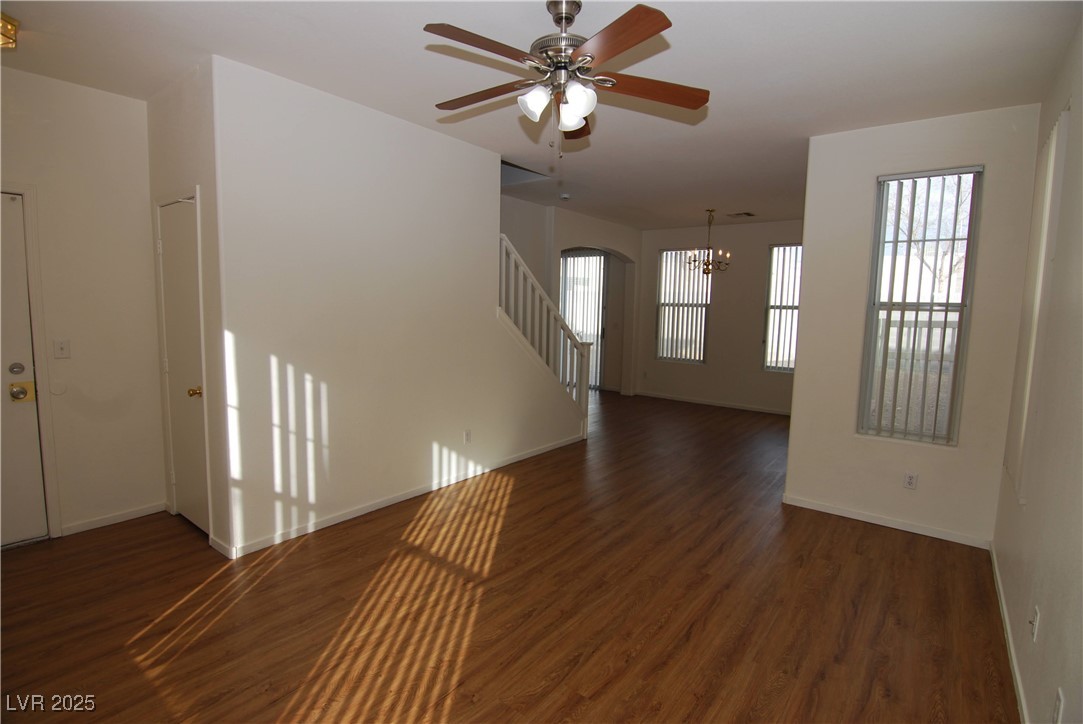 2520 Living Rock Street Property Photo 4