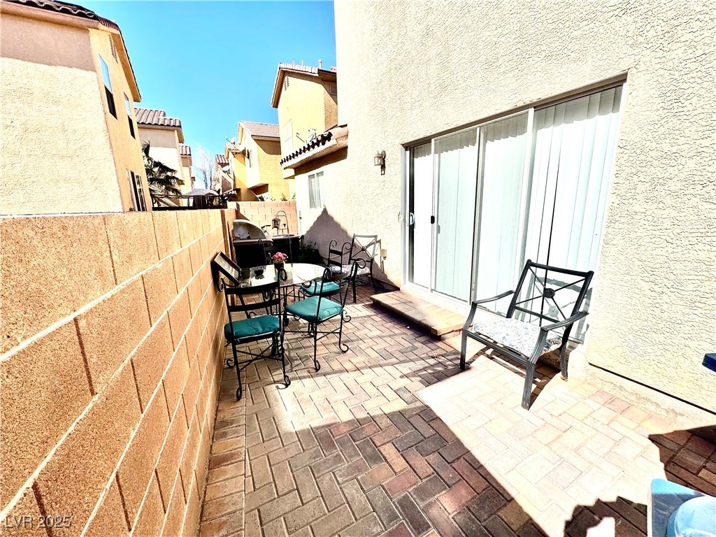 6819 Mahogany Meadows Avenue Property Photo 18