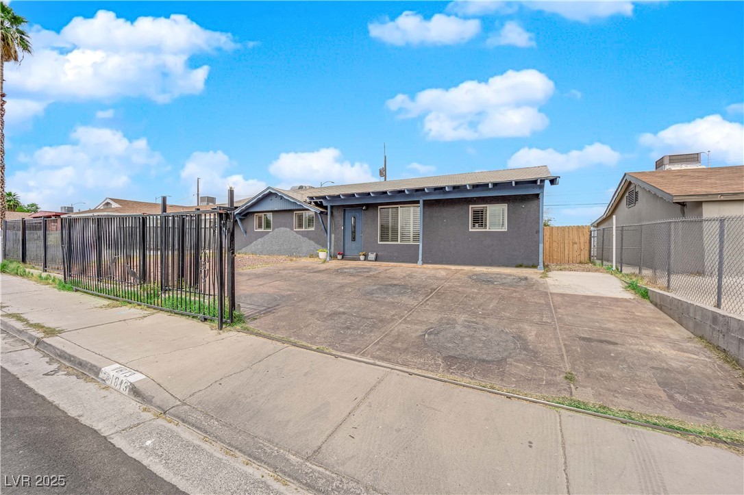1813 Constantine Avenue Property Photo