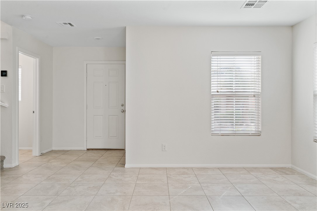 10943 Ketchikan Street Property Photo 17