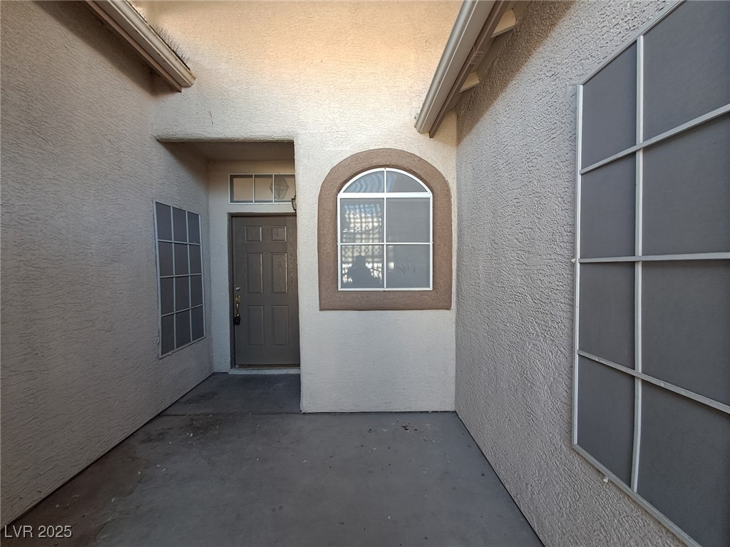 2642 Sunday Grace Drive Property Photo 2
