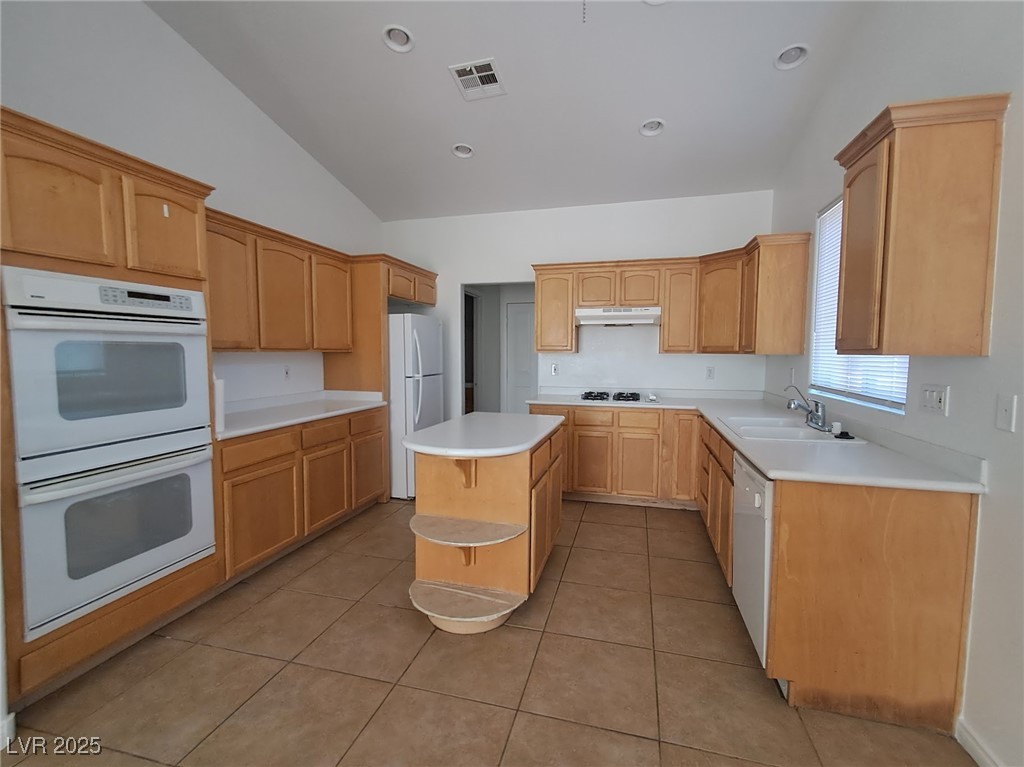 2642 Sunday Grace Drive Property Photo 6