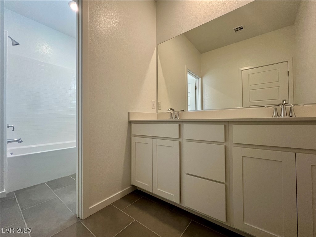 308 Mount Tyndall Street Property Photo 35