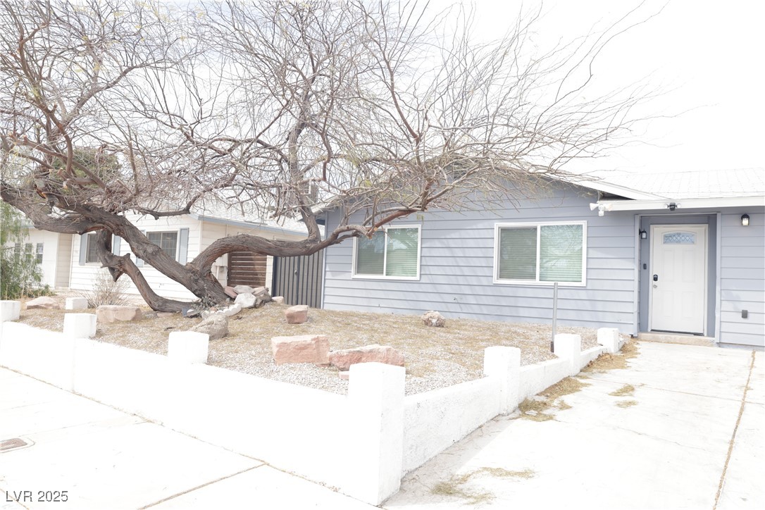 6320 Youngmont Avenue Property Photo 2