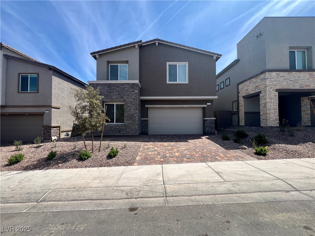312 Mount Tyndall Street Property Photo 1