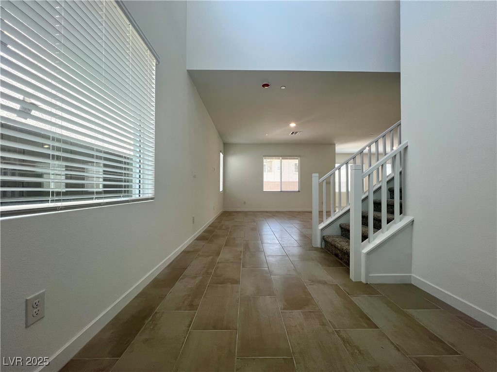 312 Mount Tyndall Street Property Photo 2