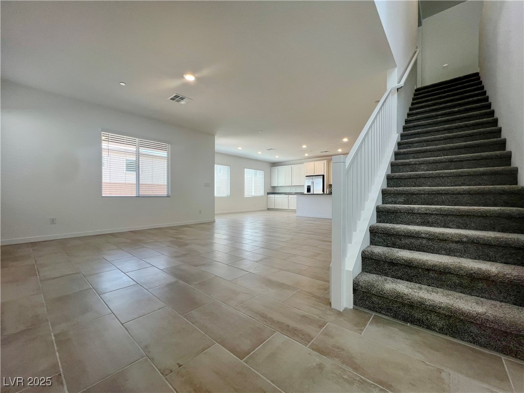 312 Mount Tyndall Street Property Photo 3