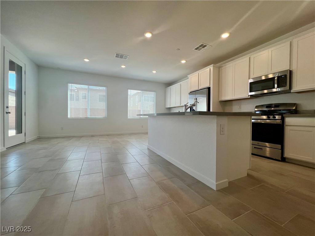 312 Mount Tyndall Street Property Photo 11