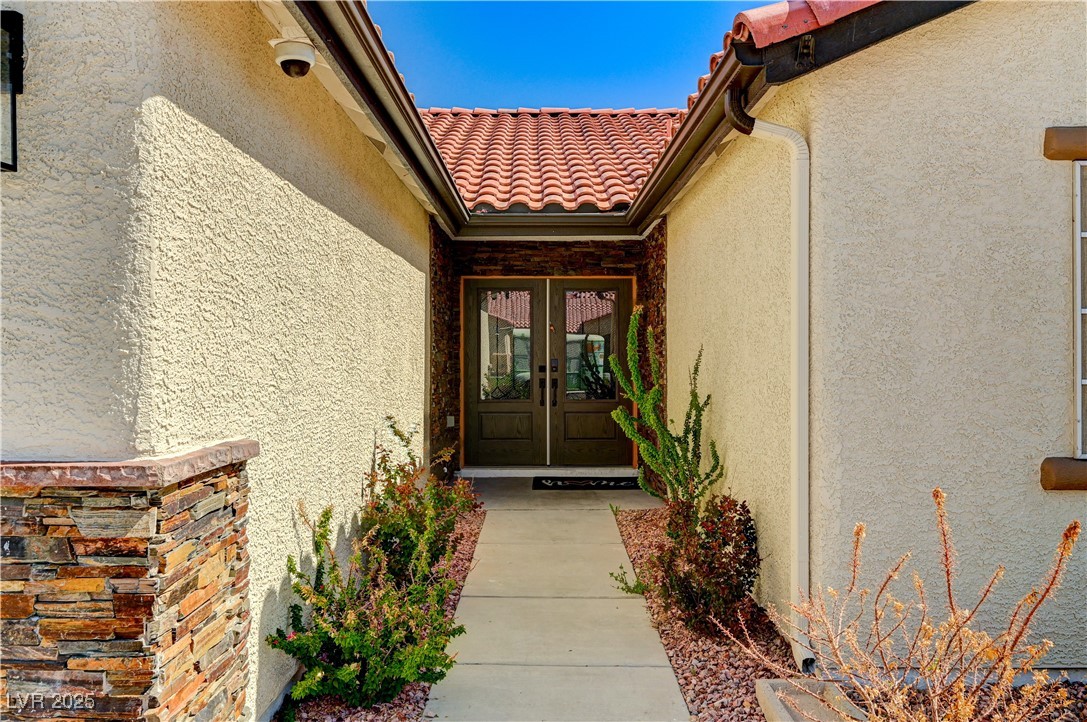 1110 Azure Heights Place Property Photo 6