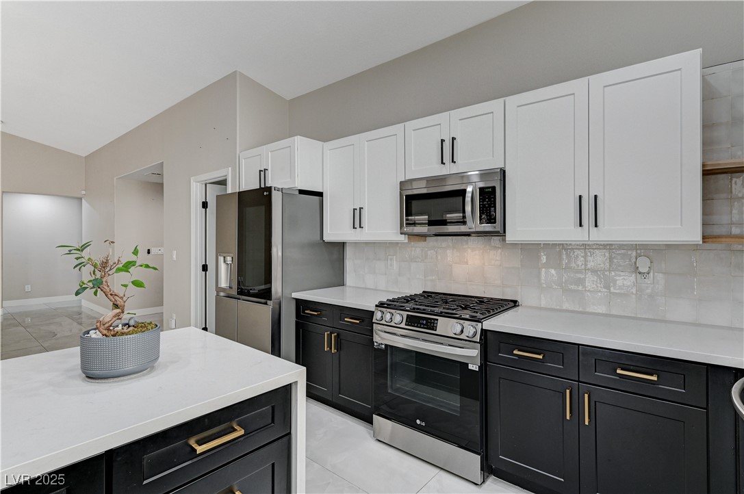 1110 Azure Heights Place Property Photo 19