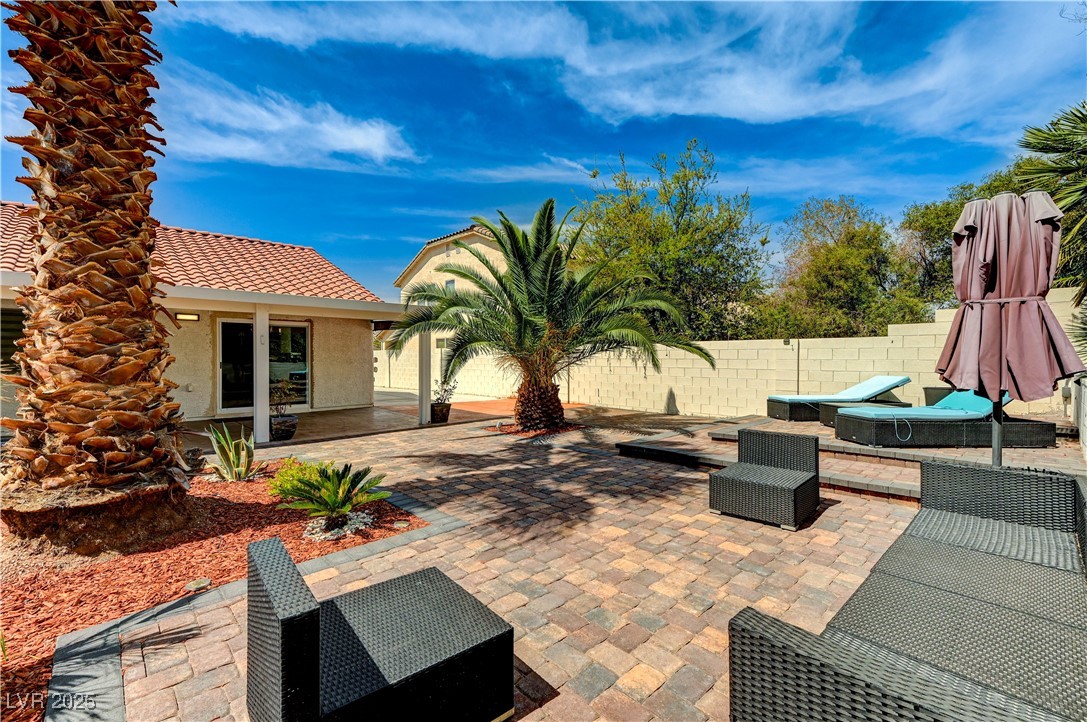 1110 Azure Heights Place Property Photo 42
