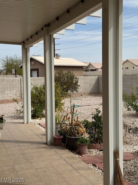 1286 North Sloan Lane Property Photo 11