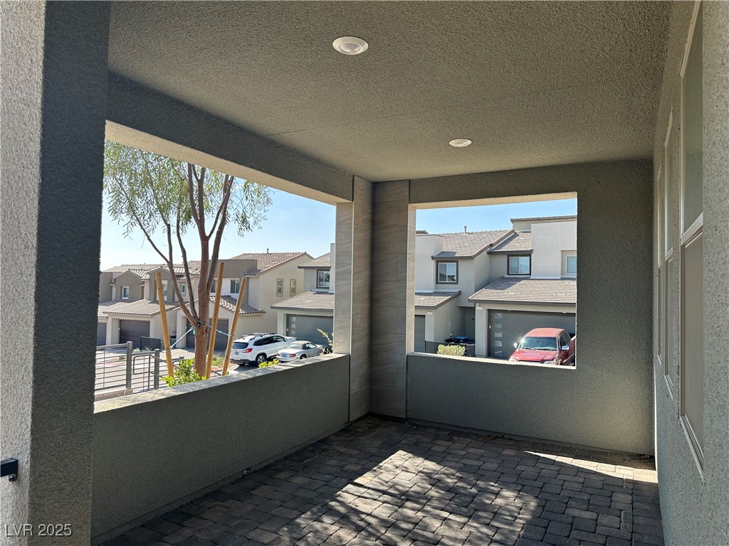 482 Granite Arch Street Property Photo 4