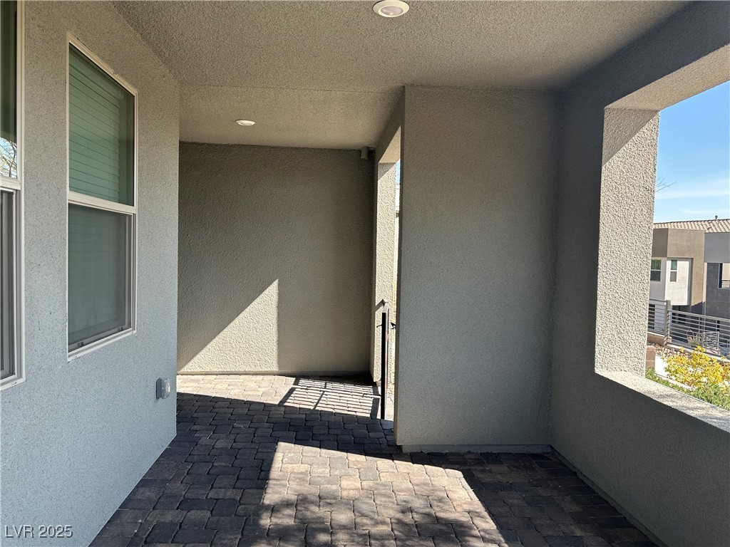482 Granite Arch Street Property Photo 5
