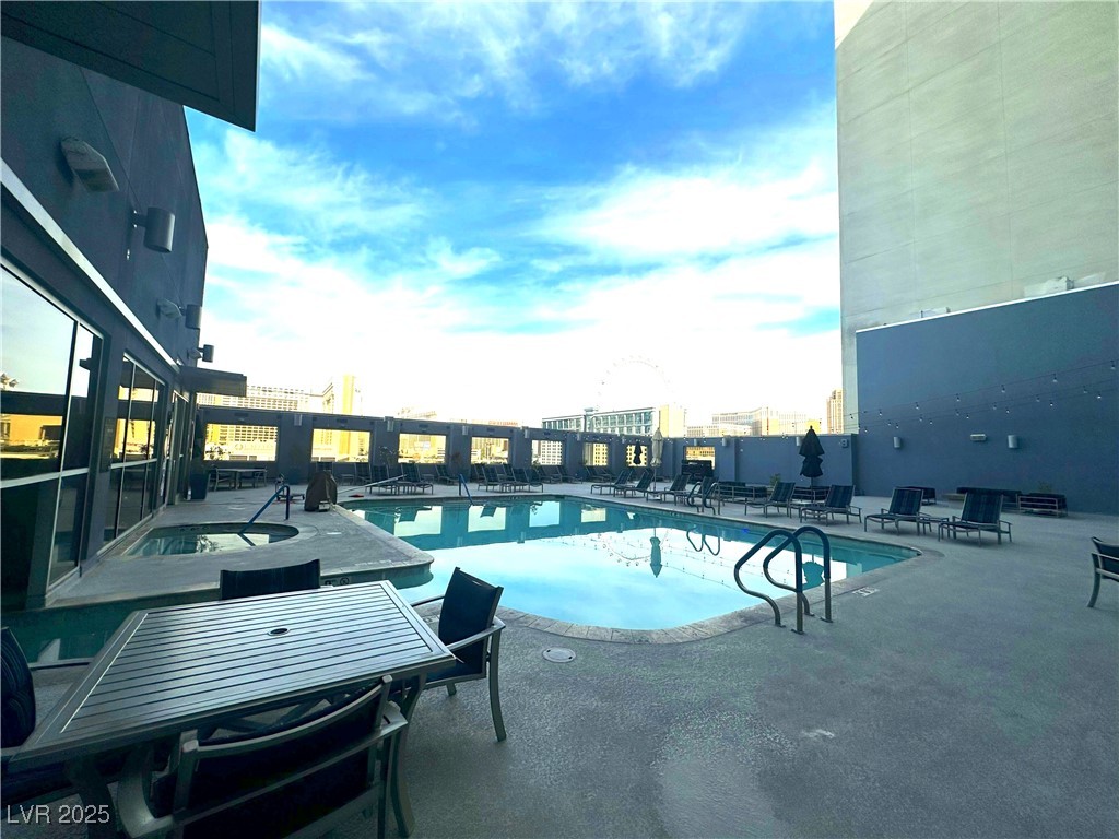 211 East Flamingo Road 1012 Property Photo 13