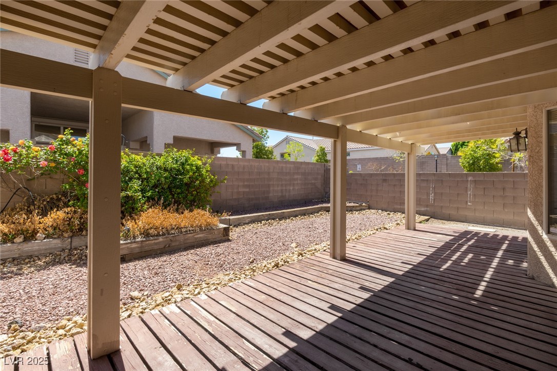 8249 Jo Marcy Drive Property Photo 24