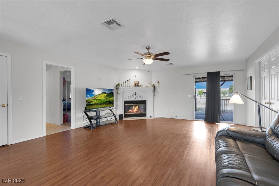 1800 Red Rock Drive Property Photo 11