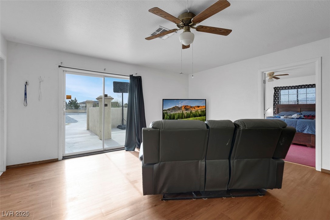 1800 Red Rock Drive Property Photo 24