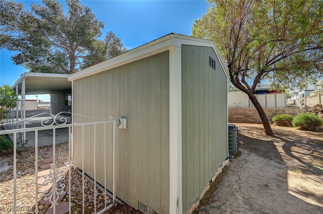 4551 Royal Ridge Boulevard 127 Property Photo 32