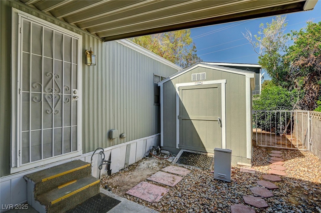 4551 Royal Ridge Boulevard 127 Property Photo 33