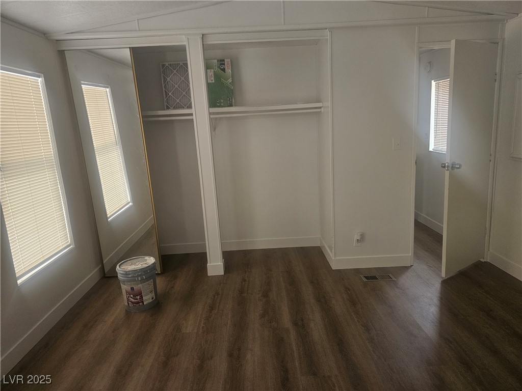1421 West Irons Street Property Photo 10