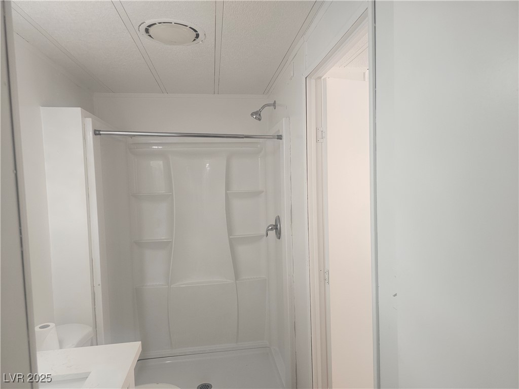 1421 West Irons Street Property Photo 29