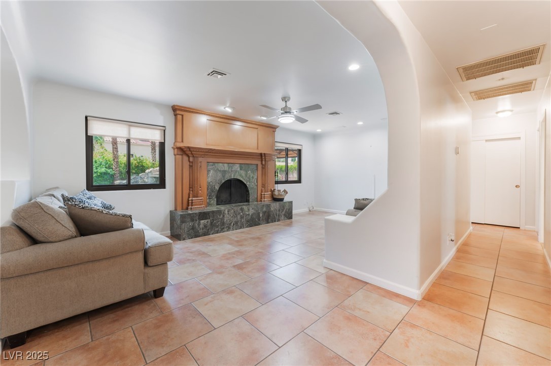 5312 Manuel Drive Property Photo 7