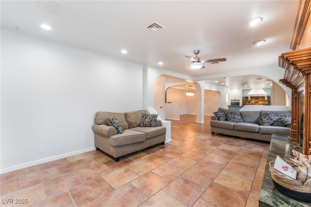 5312 Manuel Drive Property Photo 8