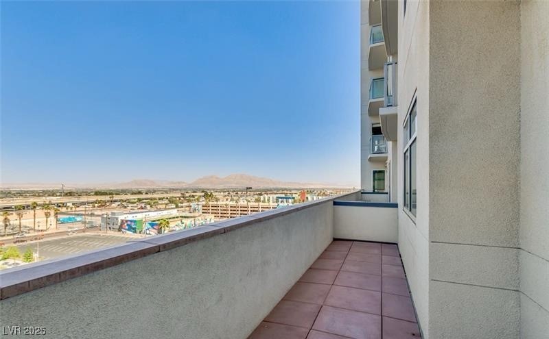150 North Las Vegas Boulevard 818 Property Photo 21