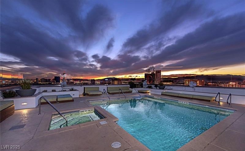 150 North Las Vegas Boulevard 818 Property Photo 35