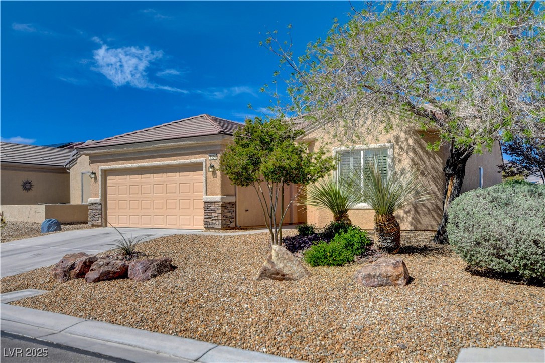 7556 Wingspread Street Property Photo 3