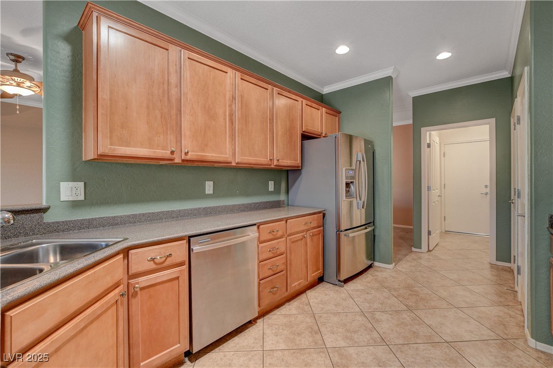 7556 Wingspread Street Property Photo 13
